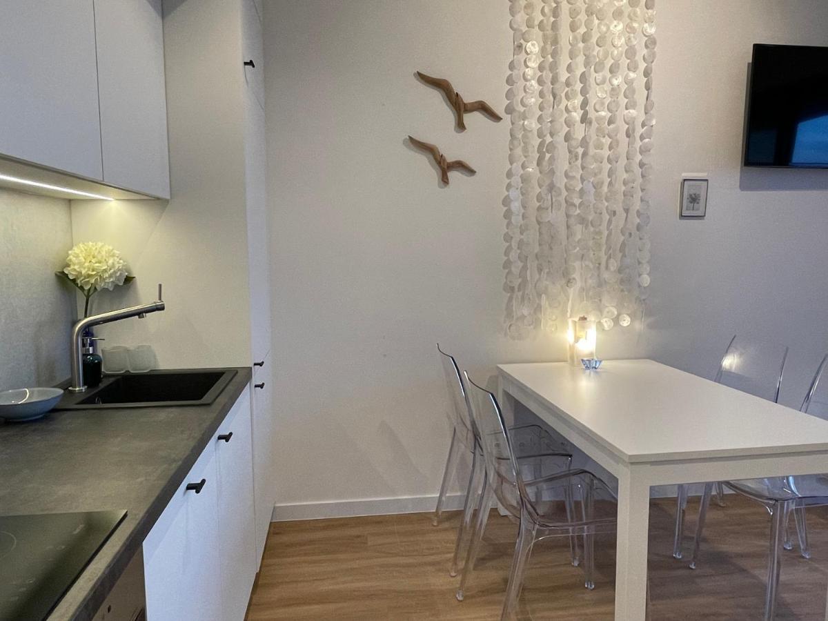 Apartament Morski Widok Nautic Park 51 Darłówko Extérieur photo